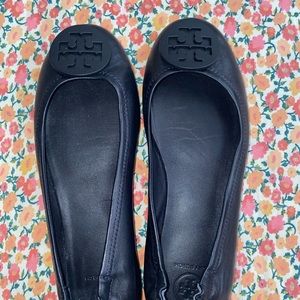 Tory Burch navy ballet flats BRAND NEW